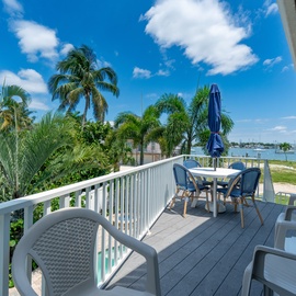 Lovley area to drink your morning coffee!