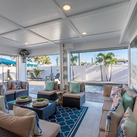 Lower Lounge Area off the Pool