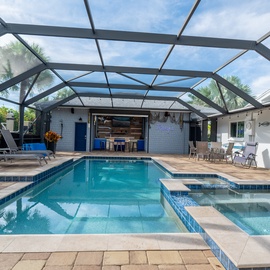 Enjoy the Outside Bar poolside.