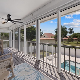 Private screened in deck!