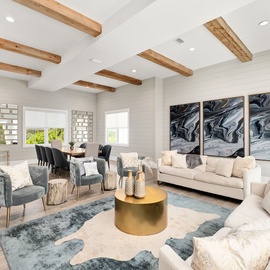 Elegant coastal accents effortlessly blend charm and comfort.