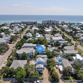 Located minutes from public beach access, keeping the shoreline always within reach.