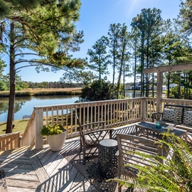 MNT1148: Sound Choice In Manteo | Mid Level Sun Deck
