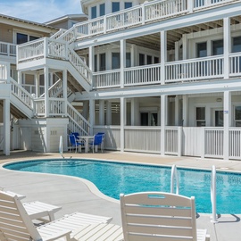 SN15: Sand and Surf | Private Pool Area