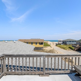 SN572C: Pleasant Seaprise | Rooftop Deck
