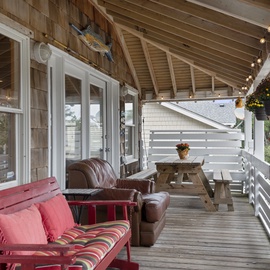JR1818: Pookie's Cottage l ML Front Covered Porch