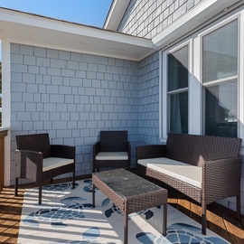 DU702: C And Sky | Front Deck