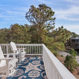 M839: It's All Good In Corolla l Top Level Sun Deck
