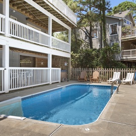 VOH22: The Hunkerdowner l Private Pool Area