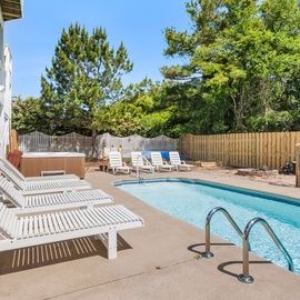 DU402: Duck Walk | Private Pool Area