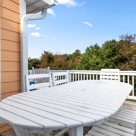DU406: Ducktopia | Top Level Sun Deck