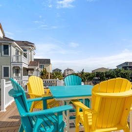 SV31: Beachology l Top Level Sun Deck
