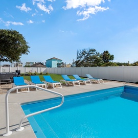 JR105: Toes in the Sand | Private Pool Area