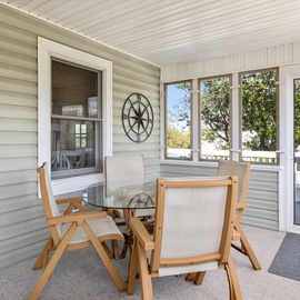 DU503: A Captain's Tale | Screened Porch