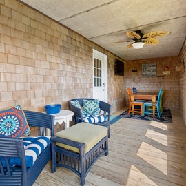 HISA02: Tip Sea Mermaid | Screened Porch