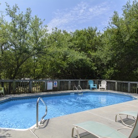OSL07: Sunset Strip | Pool Area