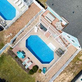 JR248: Sea & Sons | Back Exterior