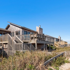 DU804: Beach House | Back Exterior