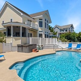 CC303: Sea-Esta | Private Pool Area