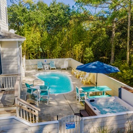 MB68: Tuck Away | Pool Area with Hot Tub