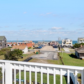 JR105: Toes in the Sand | Top Level Deck View