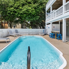 VOH24: Koselig Kove | Private Pool Area