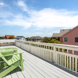 DU302: Stargazer | Top Level Sun Deck