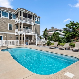 CC039: Our Mulligan | Private Pool Area