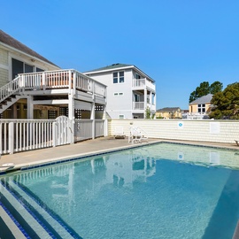 M857: Fun In The Sun | Private Pool Area
