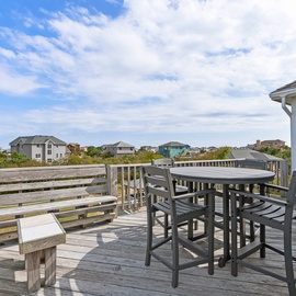 WH5835: Beachnuts Too | Top Level Sun Deck