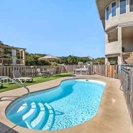 DU801: Shady Dipping | Private Pool Area