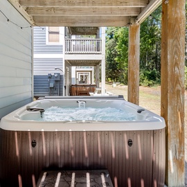 CL12M: Corolla Premier | Bottom Level Patio w/ Hot Tub