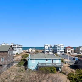 KDN3307: Carolina Sunshine l Rooftop Deck View - East