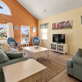 DR28: Crabby Patty | Top Level Living Area