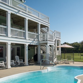 CC112: Brown Dog by the Sea l Private Pool Area