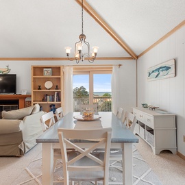 DU408: Moby Duck | Top Level Overview - Fireplace Not Available For Guest Use
