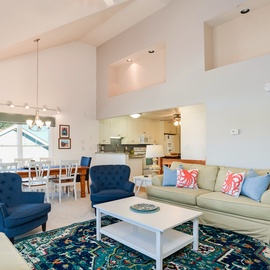 SR409: Finn Tales | Top Level Living Area