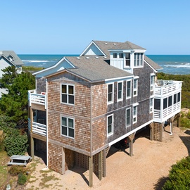 DU126: Oceanfront Oasis | Front Exterior