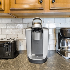 Start your morning perfectly with quality appliances - fresh coffee from the single-serve maker, golden toast, and everything you need for a great breakfast.