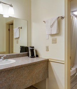 The Anchorage Inn | Two Double Beds