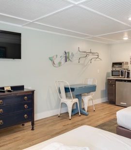 TH12: The Rockfish Room