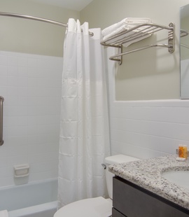 TH24:  The Oregon Inlet Room | Private Bath