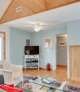 CV2: Juniper l Living Area