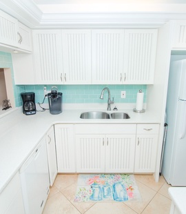 Kitchen with Teal Hues