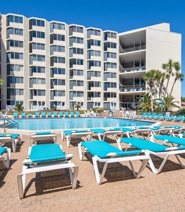 Poolside at Top of the Gulf 
