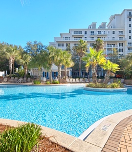 Fabulous Lagoon Pool 