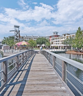 Baytowne Wharf walkway