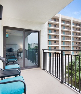 Emerald Isle 208 balcony