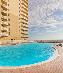 Inviting Gulf side pool