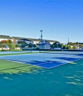 Tennis Courts   Shoreline Towers